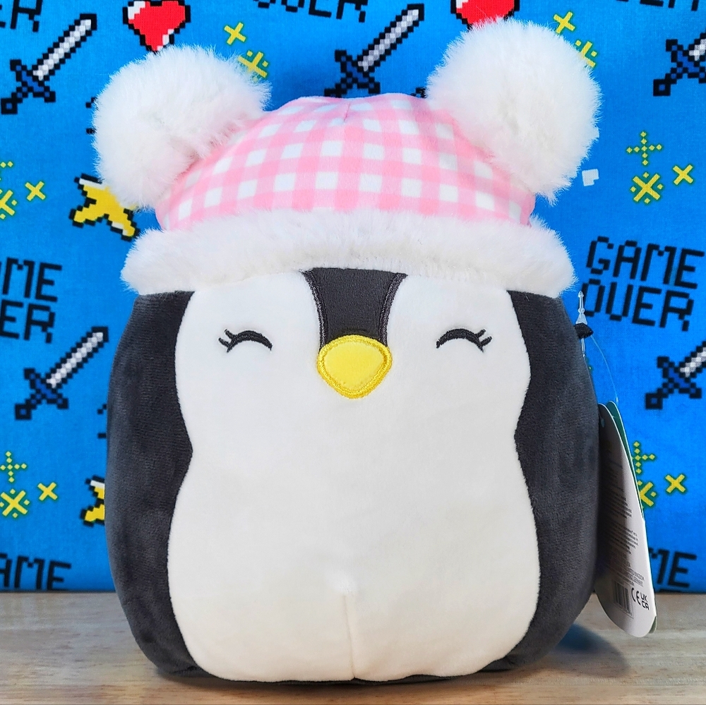 Squishmallow Luna the Penguin 7" UltraSoft Stuffed Christmas Holiday Toy…